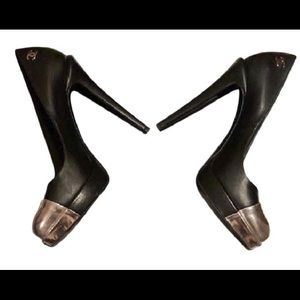 Chanel Black Escarpins Cap Toe Pumps